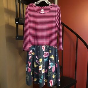 5/$15 Girls Striped Floral Dress